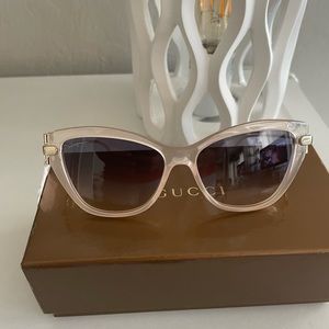 Salvatore Ferragamo sunglasses NWT